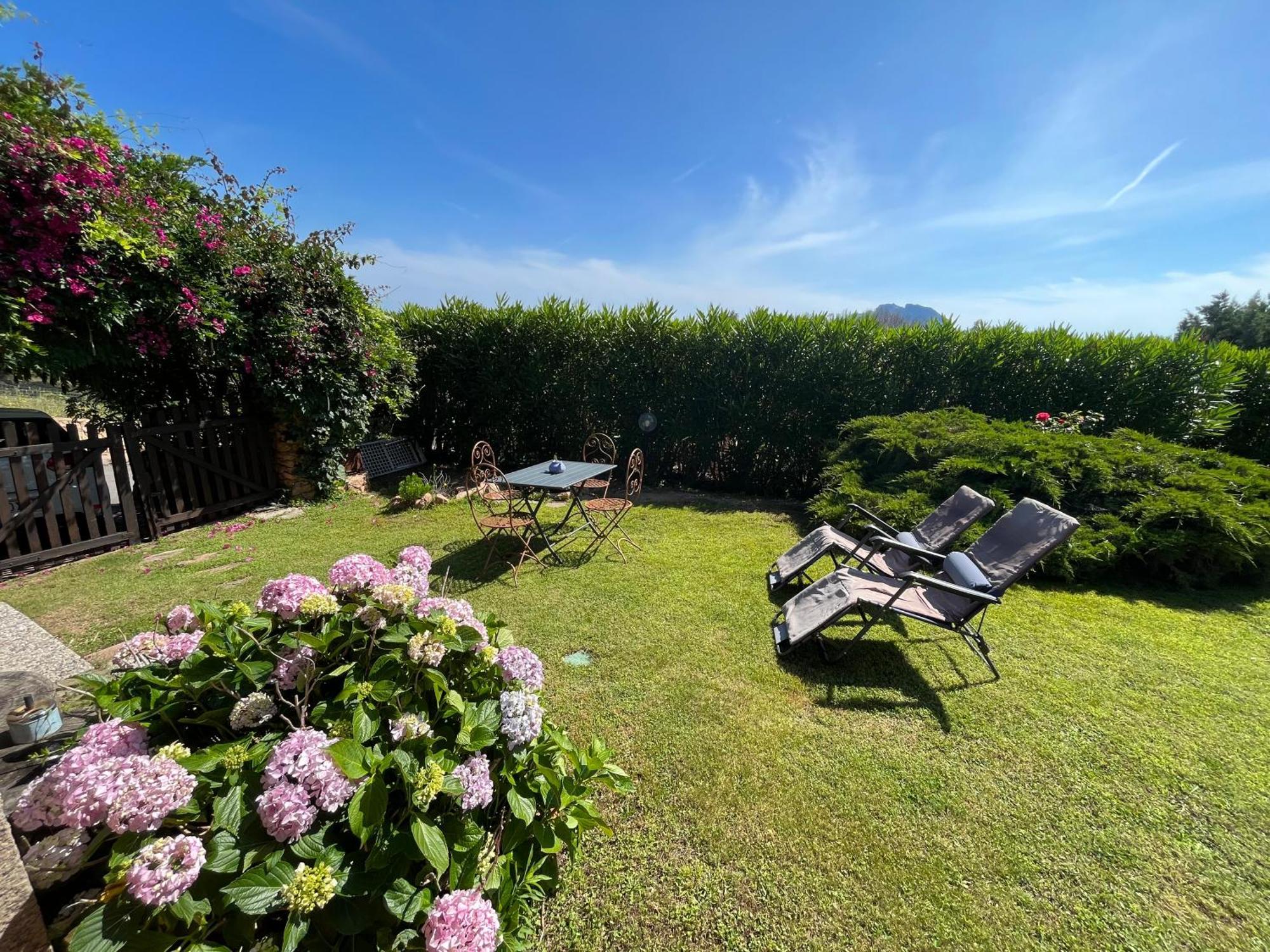 Villa Acchiappasogni Porto San Paolo  Rum bild